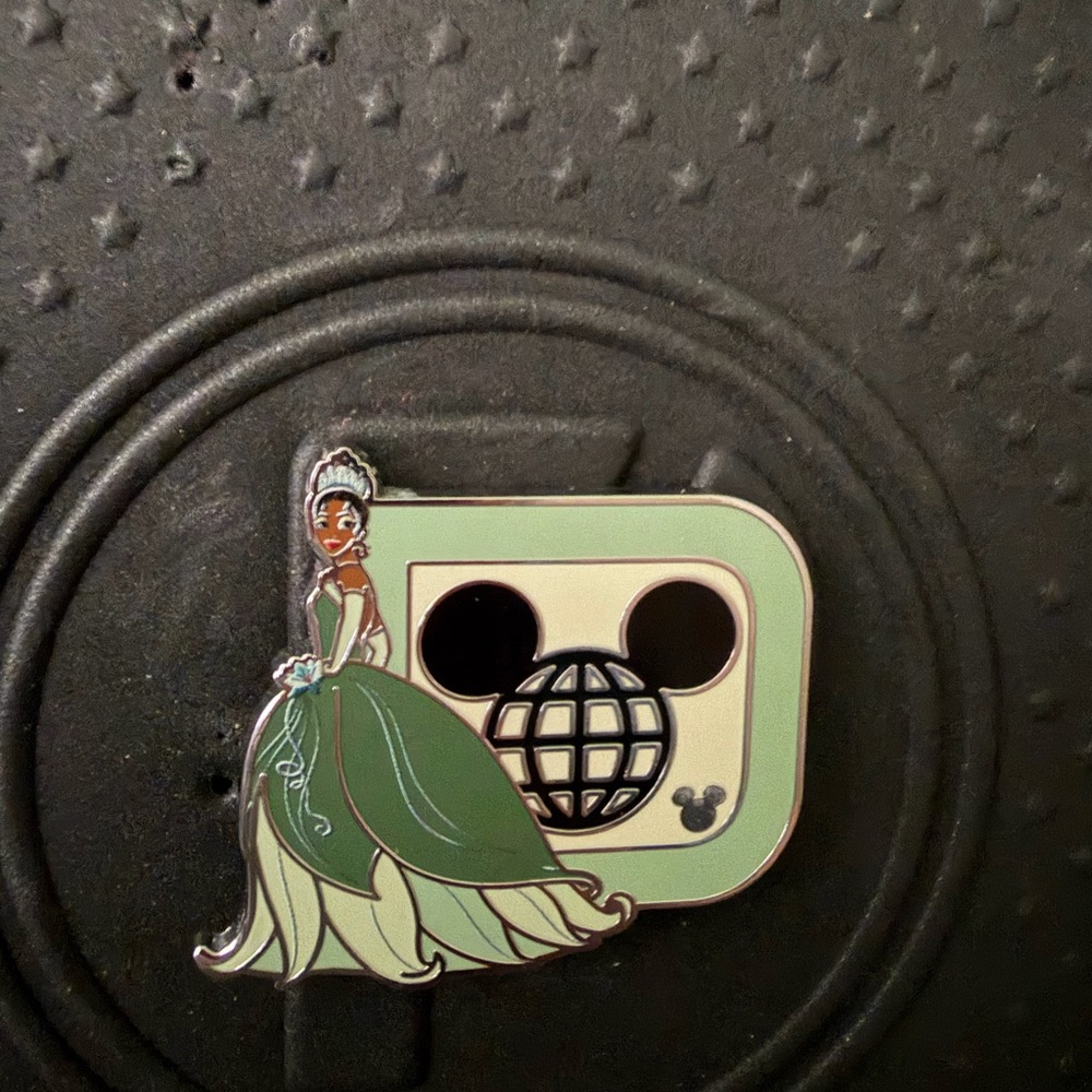 Walt Disney World - Wave A 2025 - Trading Pin - Princess Tiana